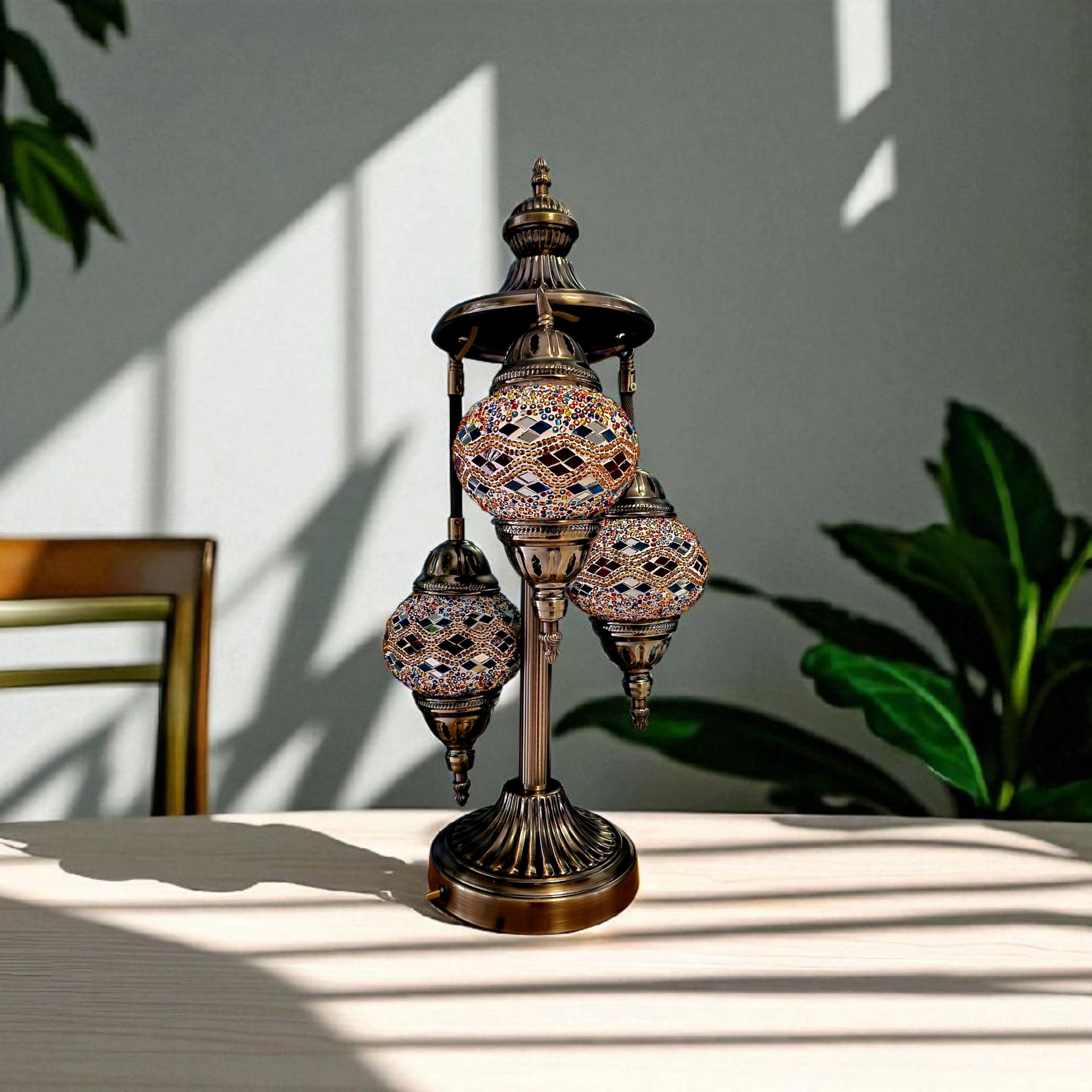 Lampe mosaïque rouge et or – Éclat chaleureux