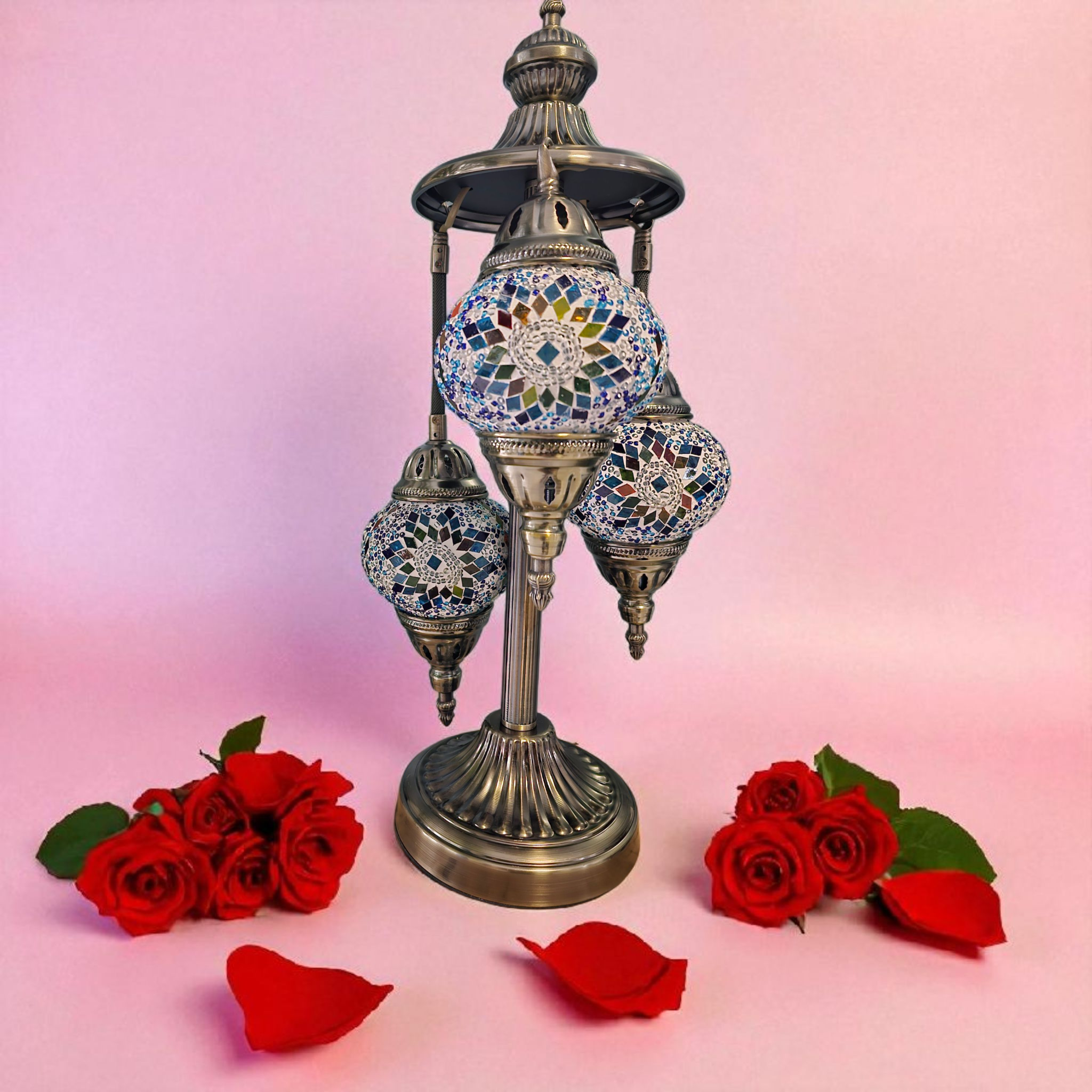 Lampe mosaïque bleue et ambre – Harmonie et éclat