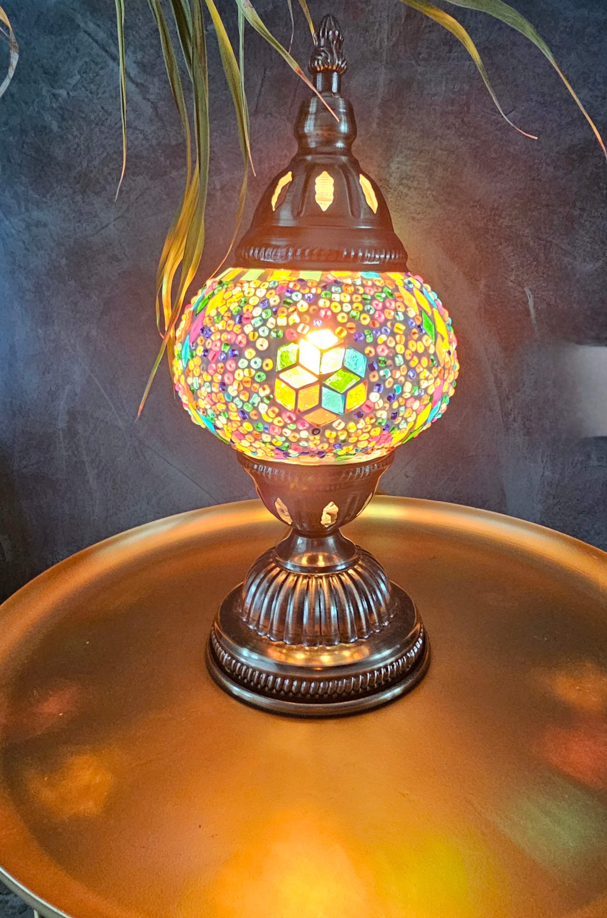 Petite lampe orientale – 1 globe aux couleurs chaudes – 28 cm