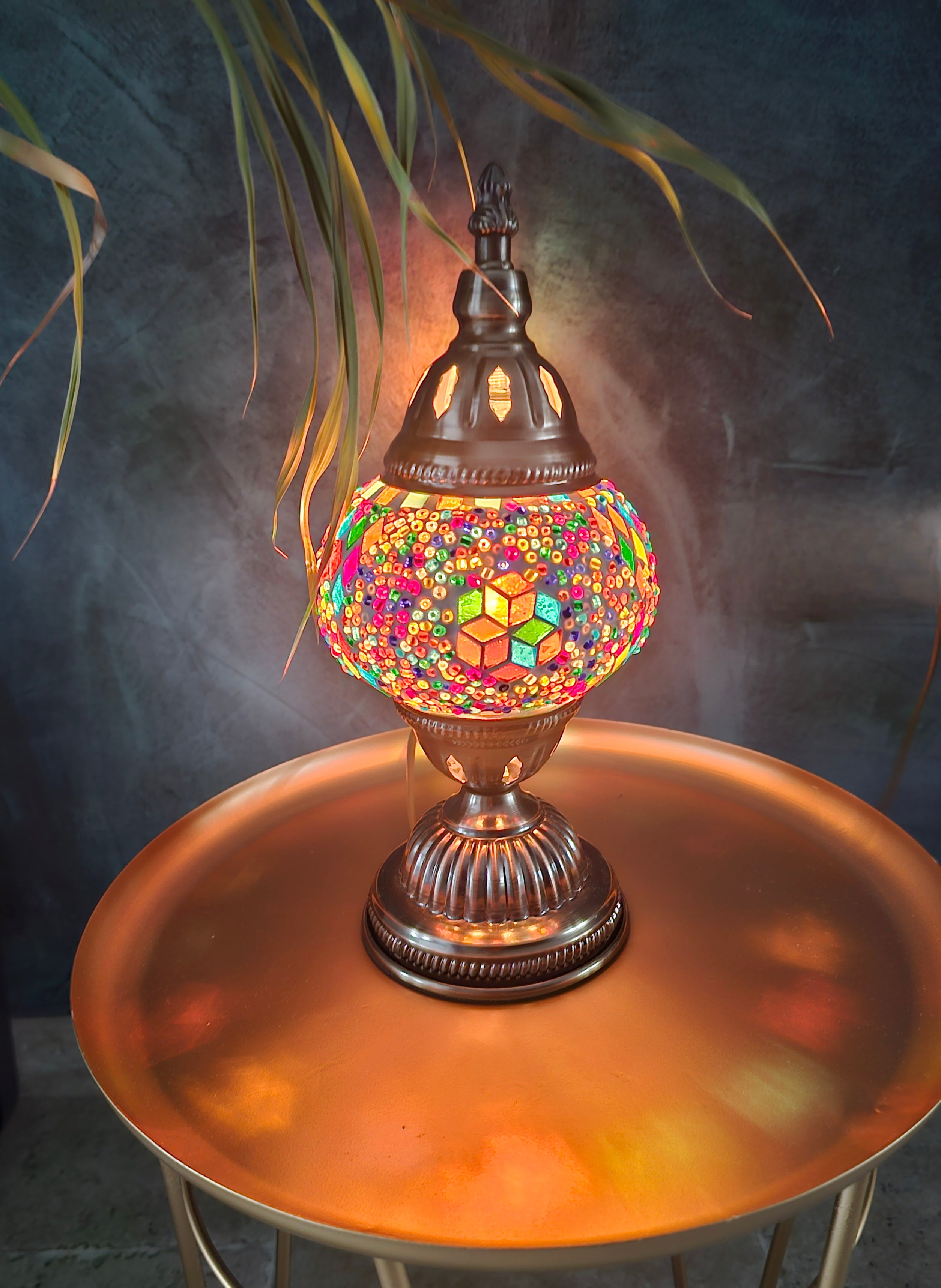 Petite lampe orientale – 1 globe aux couleurs chaudes – 28 cm