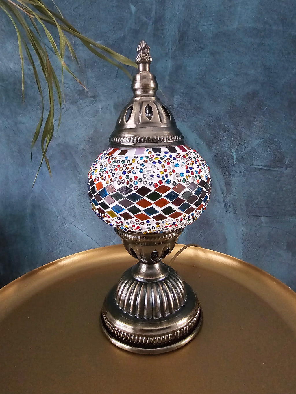 Lampe mosaïque artisanale – Éclat multicolore – 28 cm