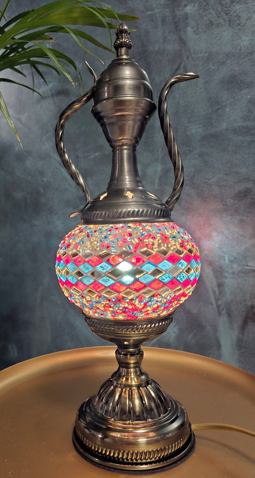 Détail veilleuse mosaïque multicolore fait main Belgique