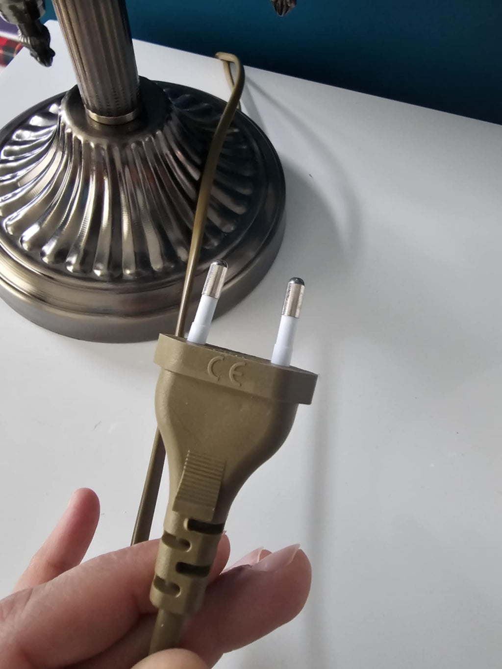 Lampe mosaïque bleue et ambre – Harmonie et éclat